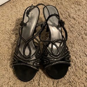 Black heel size 6
